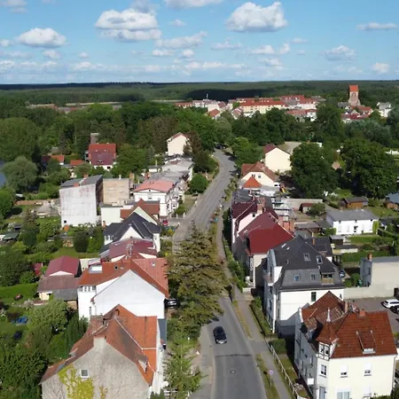 Alt-berliner Schwanenhof *