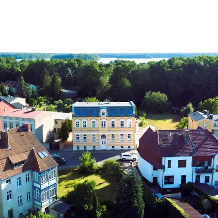 Alt-berliner Schwanenhof * Лихен