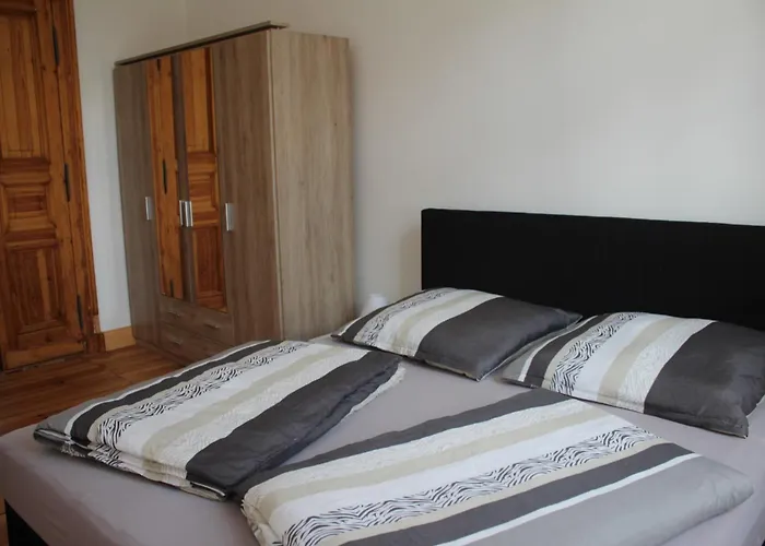 Alt-berliner Schwanenhof Lychen