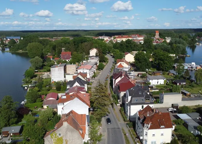 Alt-berliner Schwanenhof *